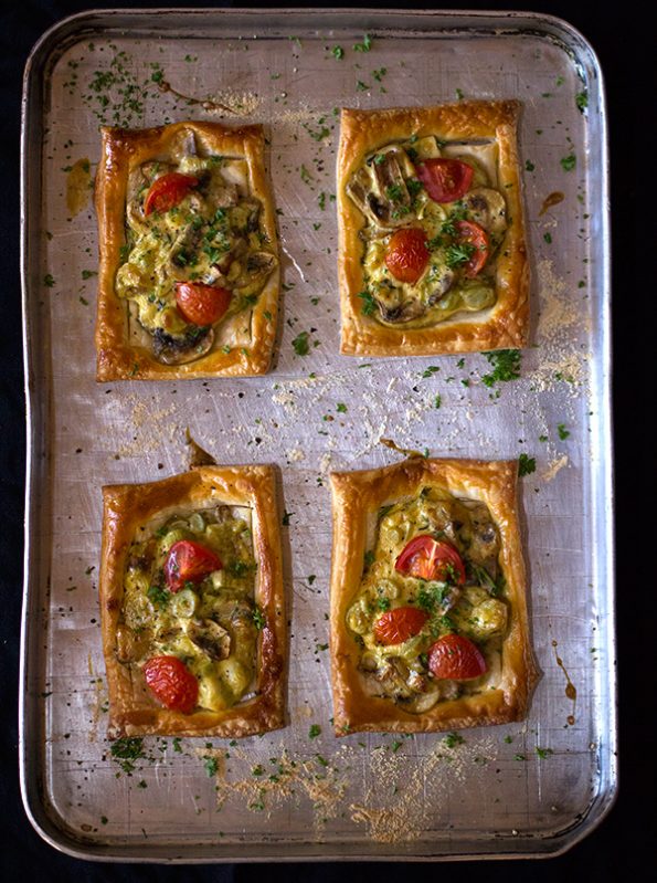 Leek, Mushroom and Tomato Tartlets Leek, Mushroom and Tomato Tartlets