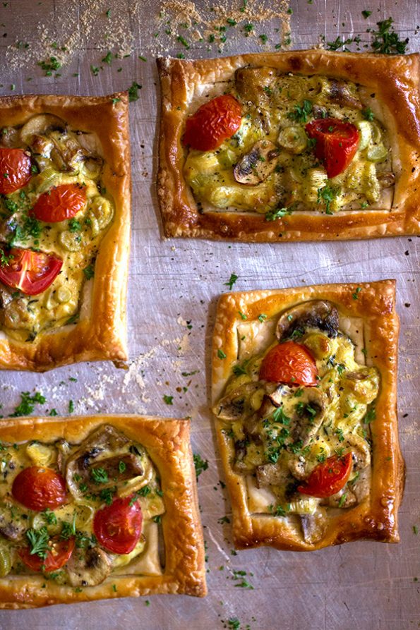 Leek, Mushroom and Tomato Tartlets Leek, Mushroom and Tomato Tartlets