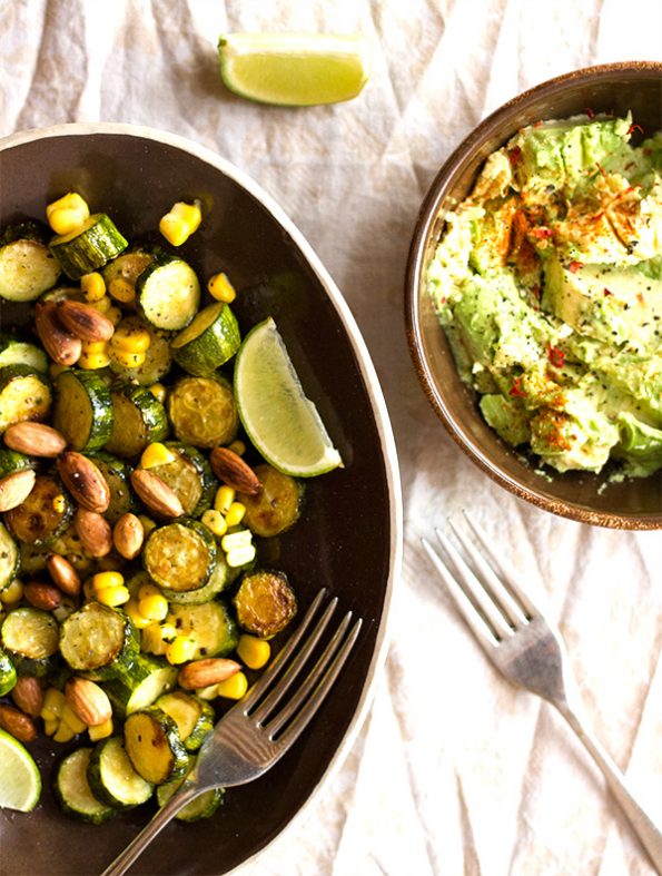 Roasted-zucchini-almonds-avo-smash4