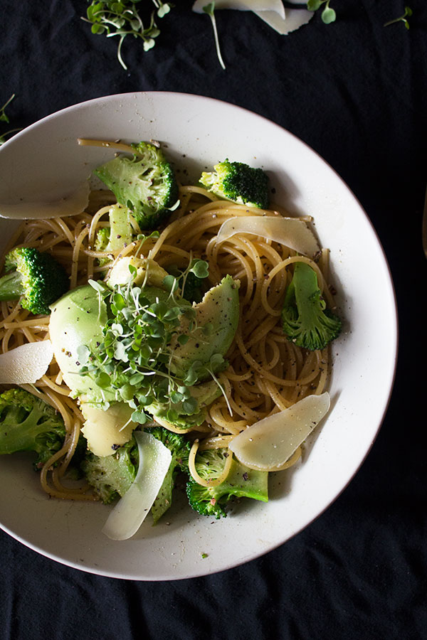 Spaghetti with Broccoli and Avo Spaghetti with Broccoli and Avo