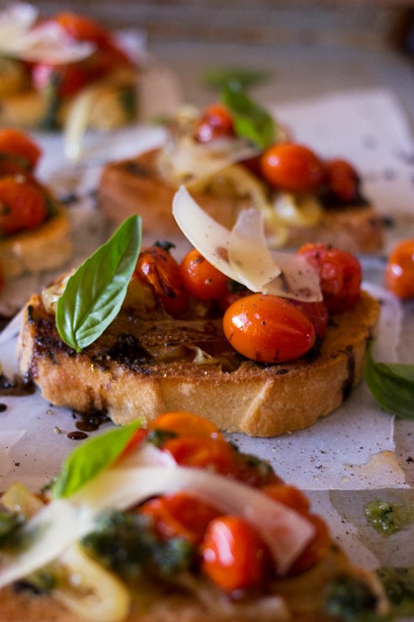 Roasted Tomato and Onion Bruschetta Roasted Tomato and Onion Bruschetta