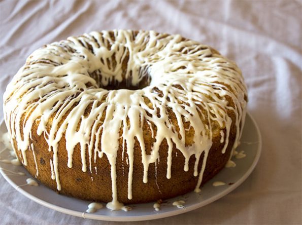 Vanilla and White Chocolate Cake