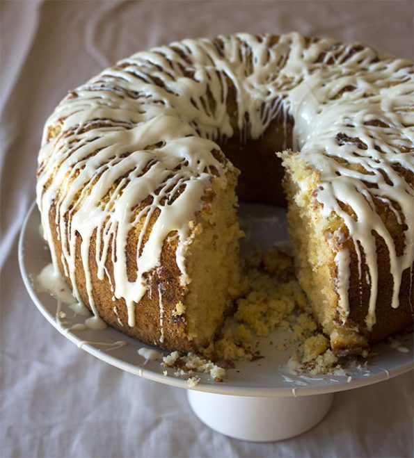 Vanilla and White Chocolate Cake