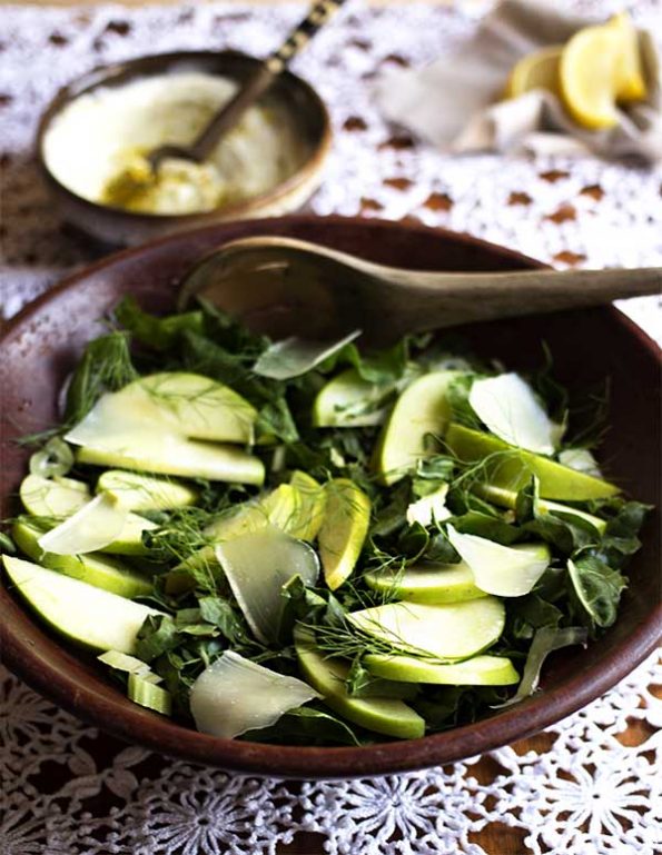 Spinach, Apple and Fennel Salad with Spiced Yogurt