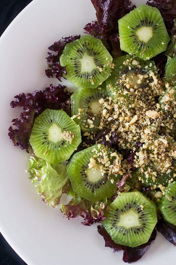 Kiwi and Homemade Dukkah Salad