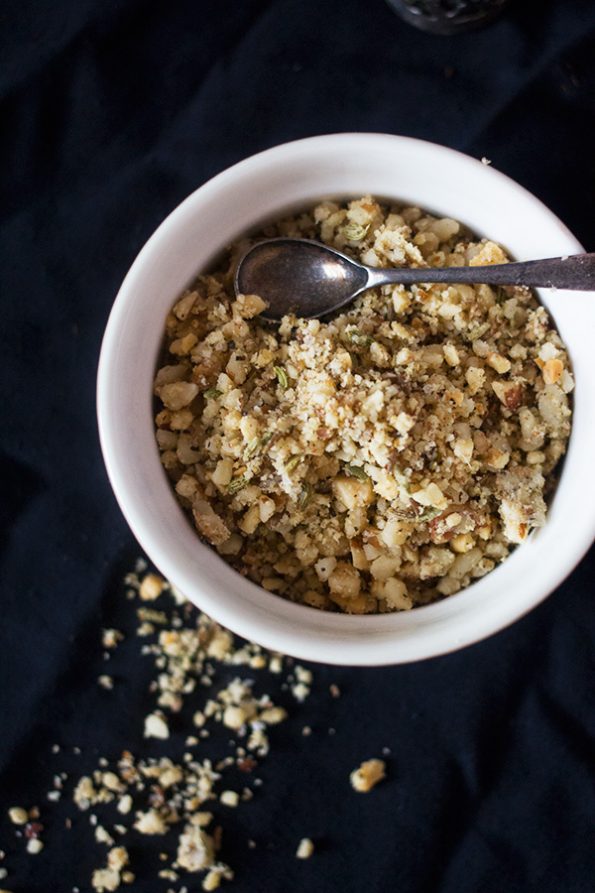 Kiwi and Homemade Dukkah Salad