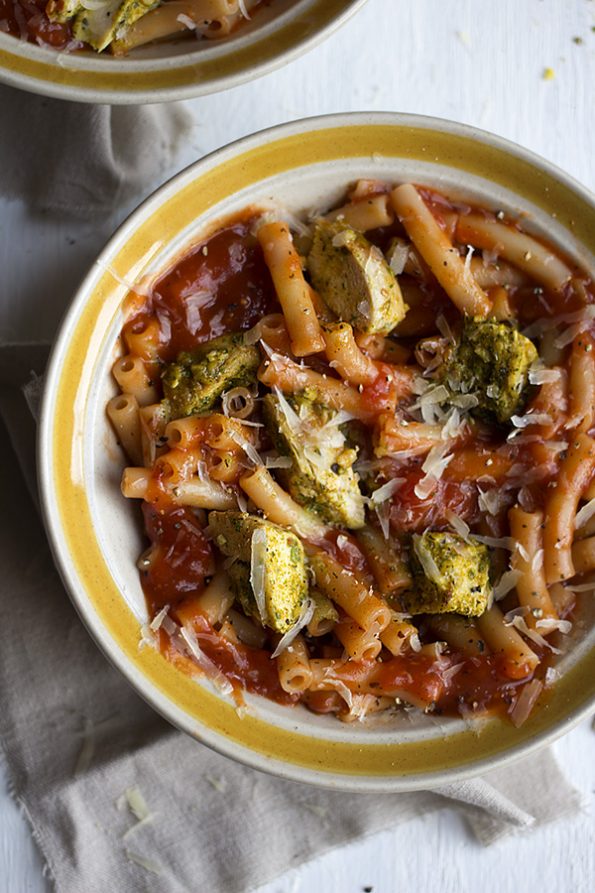 Macaroni and Pesto Chicken with Red Pepper Tomato Sauce