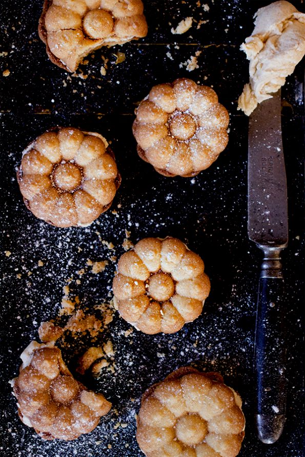 Melting Moments with Cinnamon Buttercream Filling