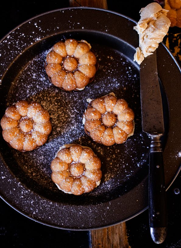 Melting Moments with Cinnamon Buttercream Filling