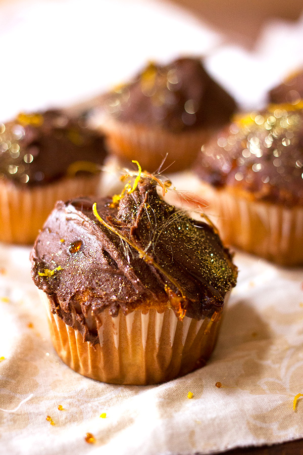 Orange and Dark Chocolate Cupcakes Orange and Dark Chocolate Cupcakes