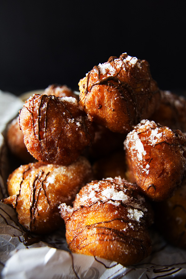 Pumpkin Doughnut Bites with Dark Chocolate Pumpkin Doughnut Bites with Dark Chocolate