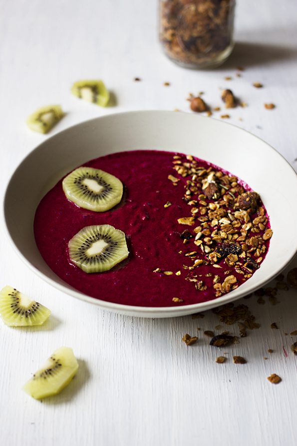 Beetroot Smoothie Bowl Beetroot Smoothie Bowl