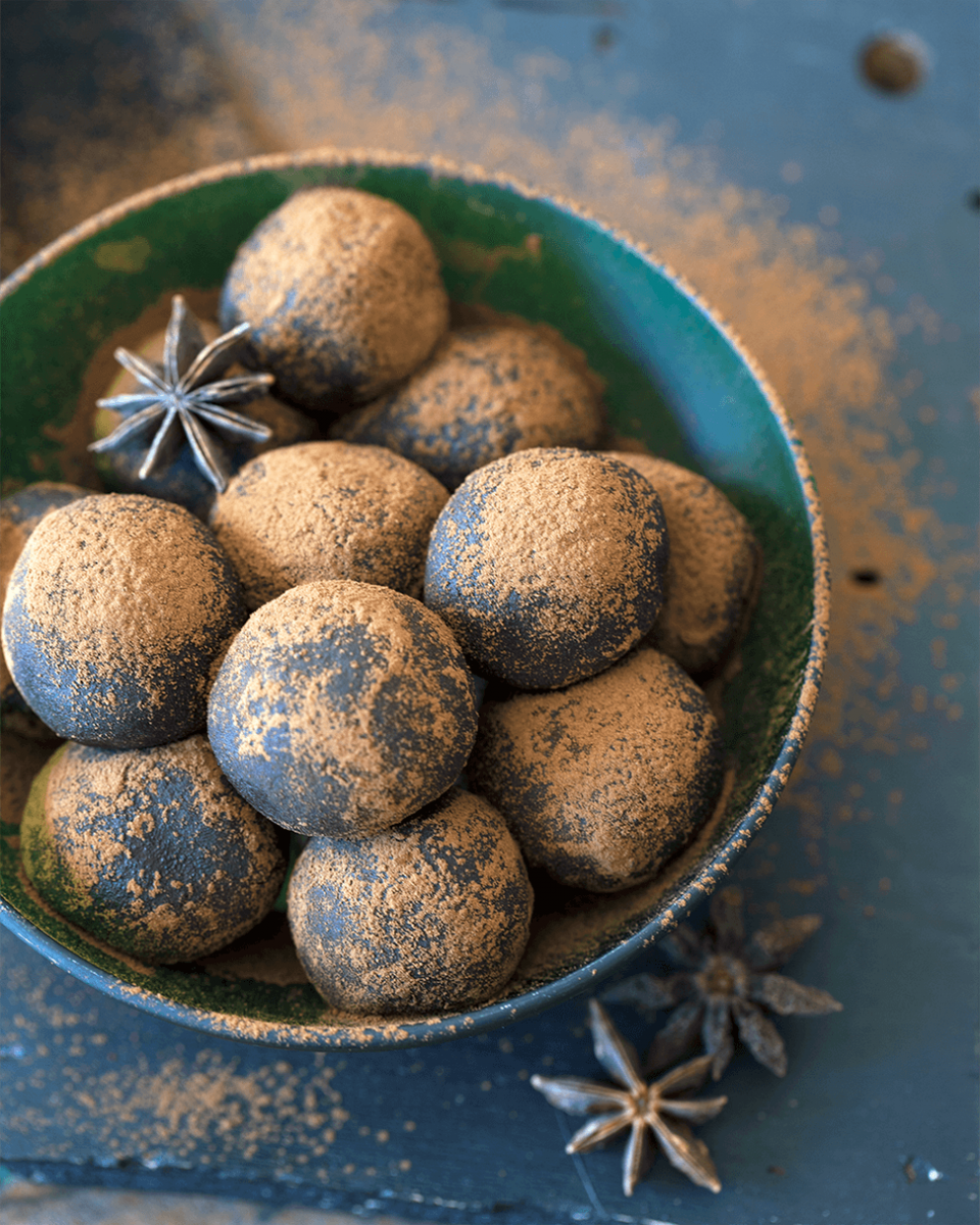 Homemade Bliss Balls Homemade Bliss Balls