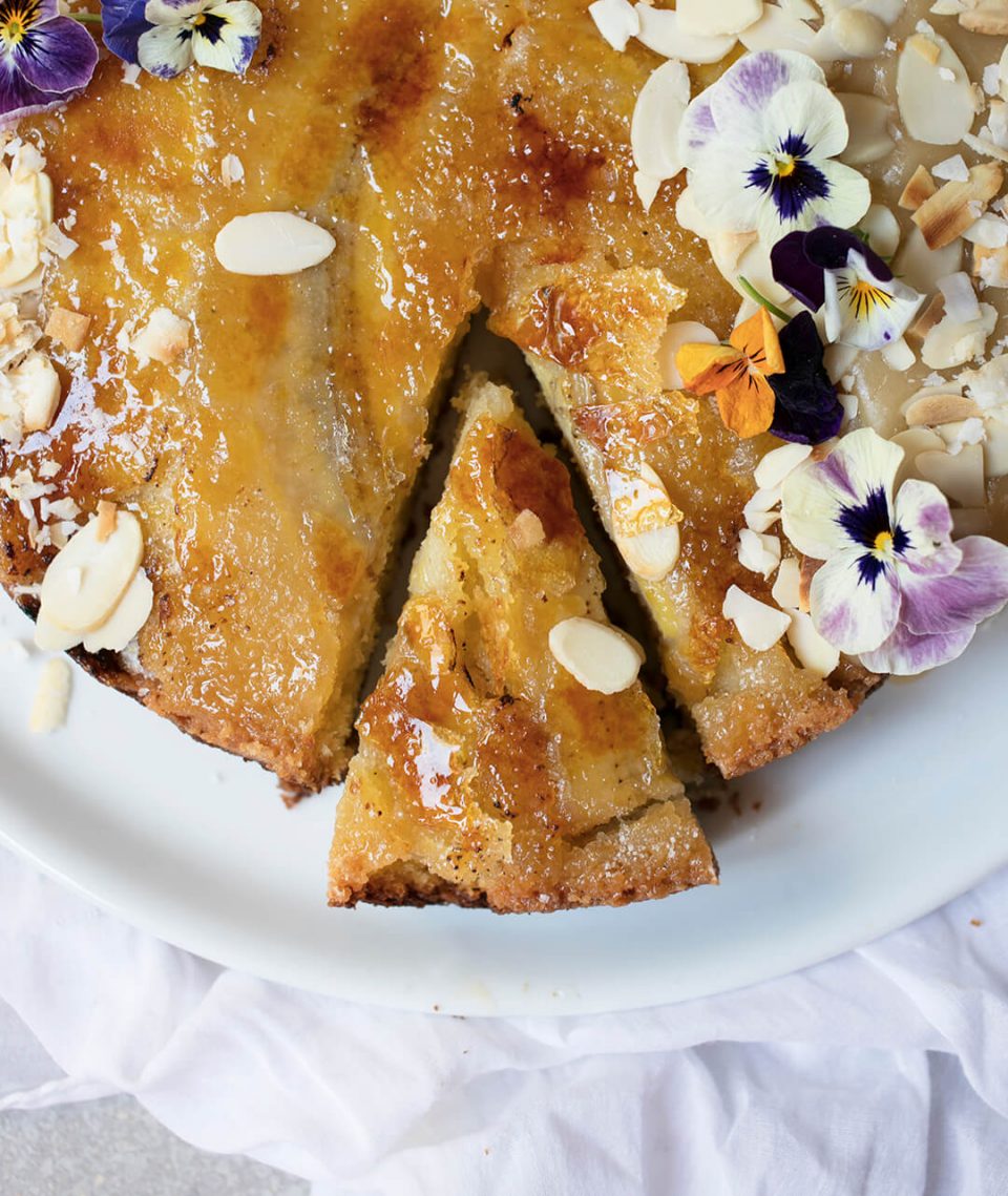 Banana Upside Down Cake Banana Upside Down Cake