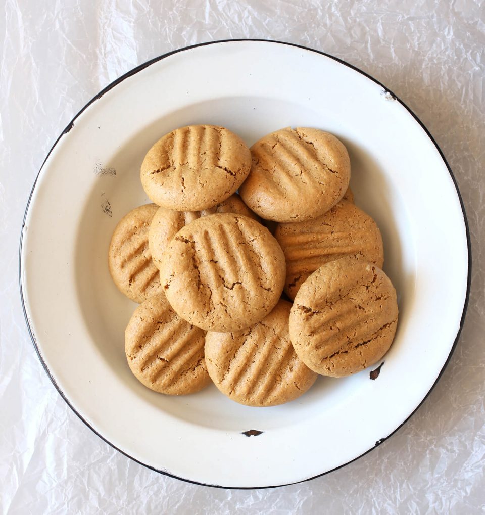 Chewy Chickpea and Peanut Butter Cookies aninas recipes