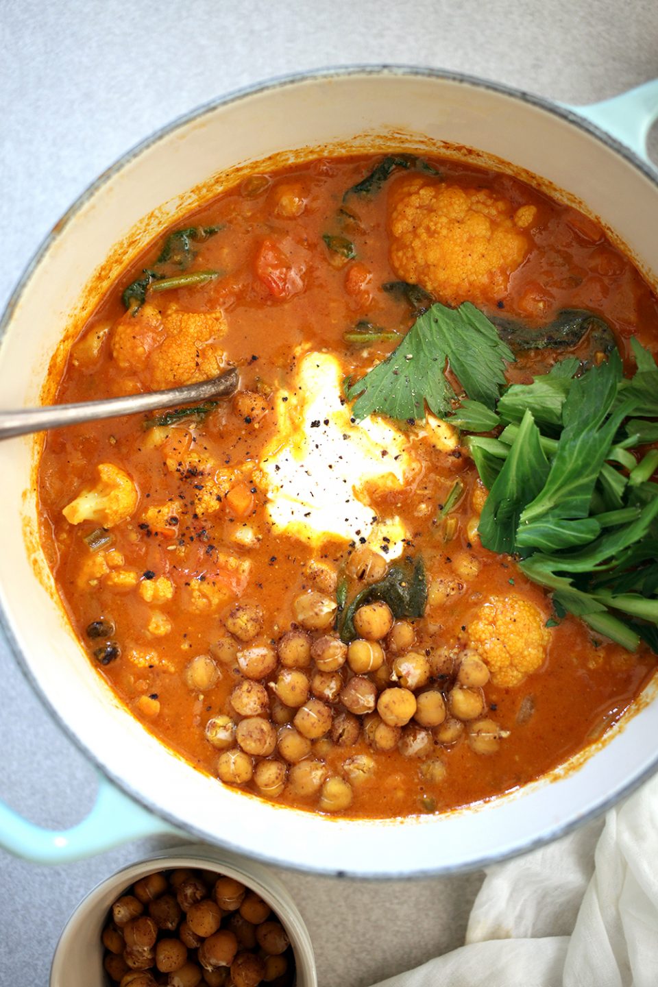 Vegan Cauliflower and Chickpea Curry Vegan Cauliflower and Chickpea Curry