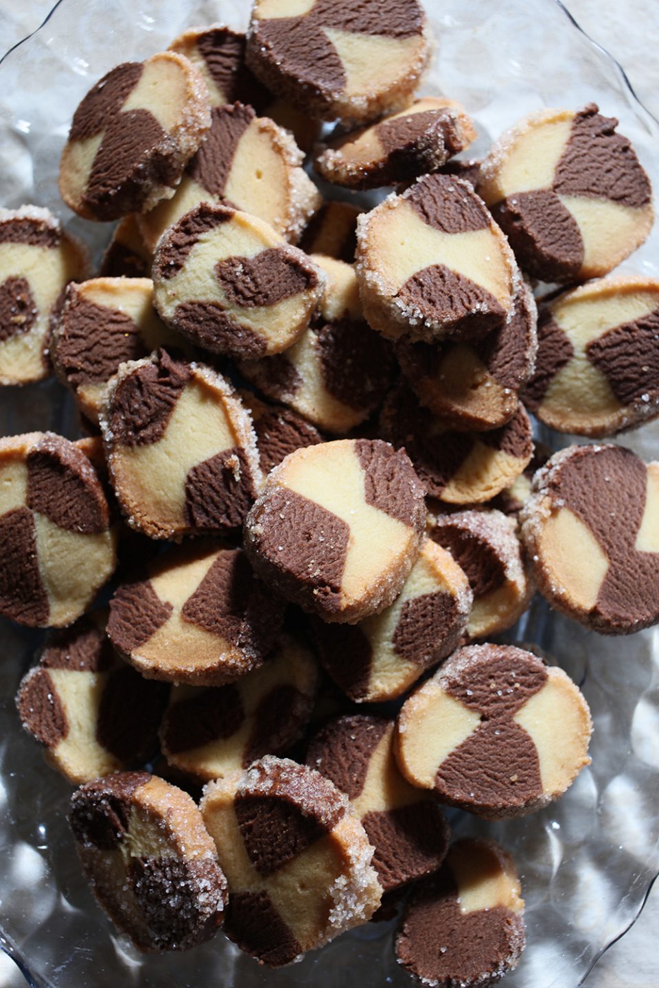 Chocolate and Vanilla Marble Cookies
